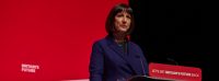 Image of Rachel Reeves giving a speech to a Labour Party Conference